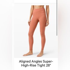 Lululemon super high rise aligned angles legging 28” size 2 salmon pink